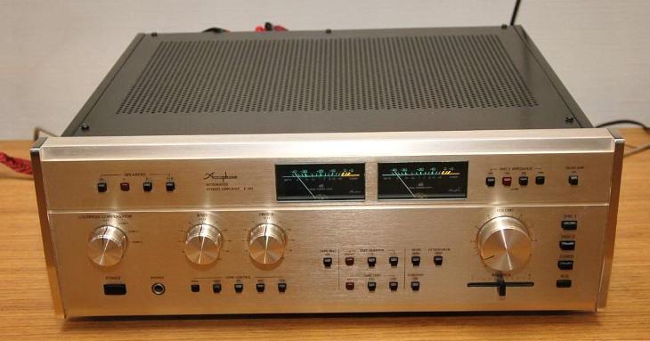 ACCUPHASE E-303 STEREO AMPLIFIER | Aukro