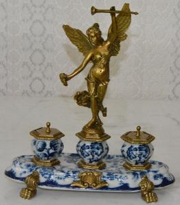 Zámecký kalamář s bohyní - porcelán + bronz 