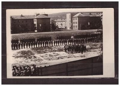 Vojenské pohlednice a fotografie