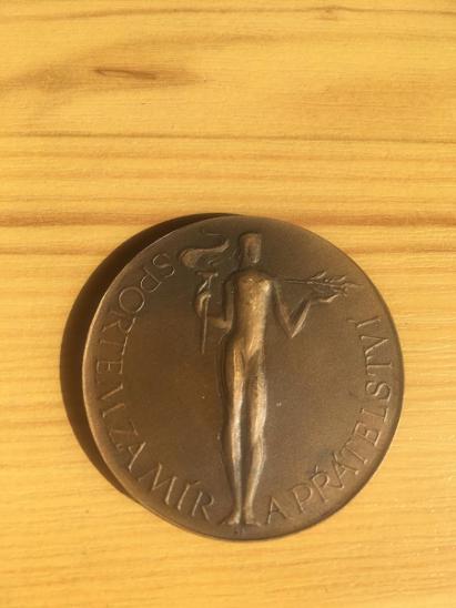 Medaile Sportem za mír a přátelství ČSTV - Numismatika