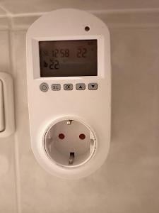 Bearware Zásuvkový termostat 