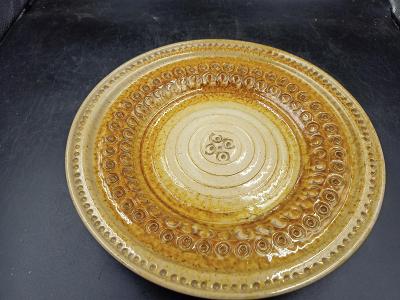 Krásný keramický talíř prů. 30,5 cm (16336)