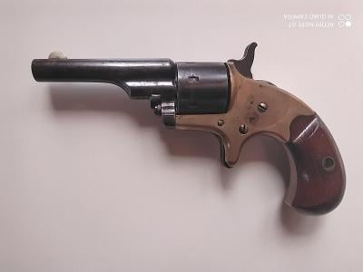 Starožitný revolver Colt cal.22 short