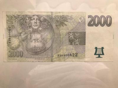 Bankovka 2000 vzácná serie E