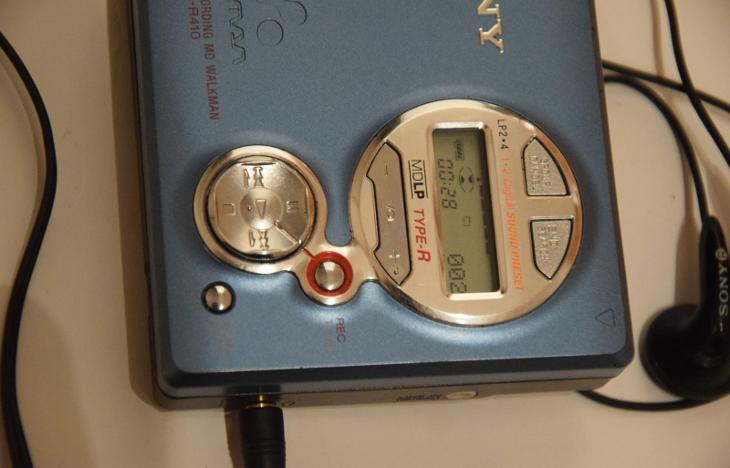 MINIDISC / minidisk MDLP Minidisc recorder SONY MZ-R410, příslušenství - TV, audio, video