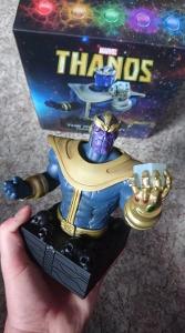 Thanos Avengers - Marvel Bust Thanos The Mad Titan Komiks