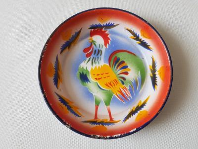 Starý barevný smaltovaný talíř talířek kohout smalt dekorace 22cm