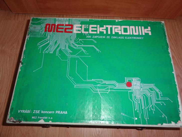 MEZELEKTRONIK 02 - Počítače a hry