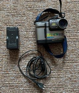 Sony MVC-FD88 fotoaparát s nabíječkou, bez baterie