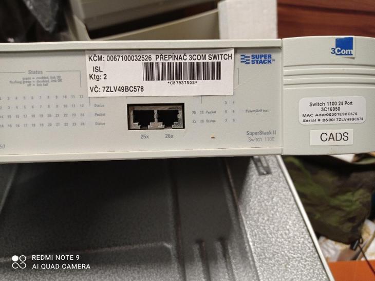 Elektromateriál ačr - č.21 Switch 1100 24 port  3COM - Komponenty pro PC