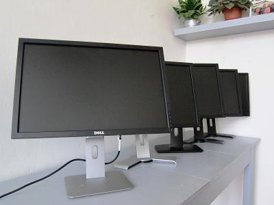 LCD monitor DELL Profesionál P2210f, 22 palců
