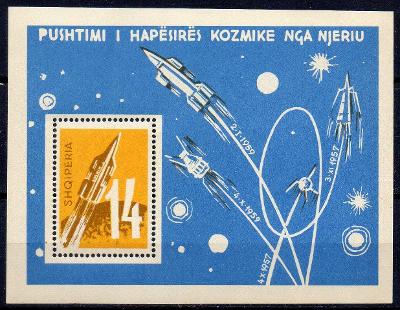 Albánie-Výzkum vesmíru 1962**  Mi.Bl.9 / 60 €