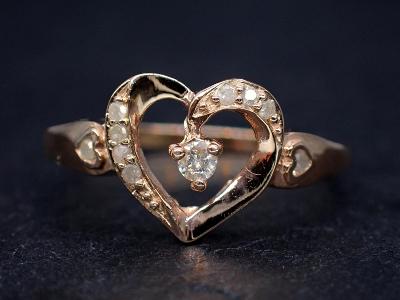 Stříbrný diamantový prsten- 0,10Ct