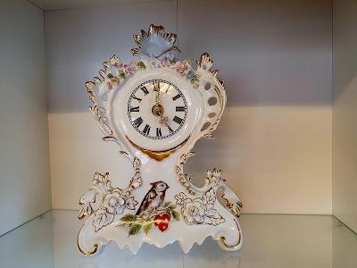 H&C,,,Chodov, starožitné hodiny porcelánové veliké a nádherné!!!