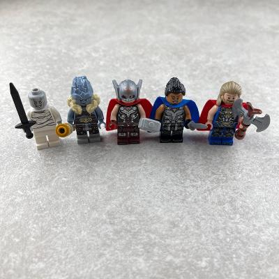 LEGO Figurky Super Heroes - Láska jako hrom (Včetně příslušenství)