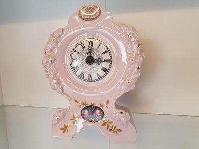 Růžový porcelán h&c,,,krásné hodiny.