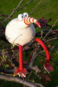 Ptáček z keramiky, dekorace do zahrady
