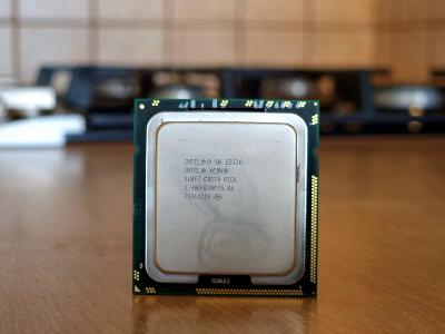 Intel Xeon E5530 4/8 2.66GHz LGA1366