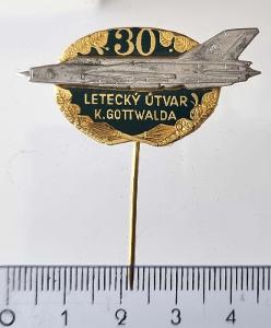 Průzkumný letecký pluk Pardubice, šíře odznaku 44 mm,verze tmavězelená