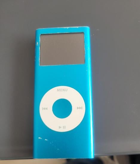 Prodám iPod Nano A1199 4GB