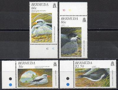 Bermuda-Ptáci 1997**  Mi.723-726 / 13 €