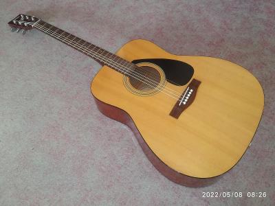 Kytara YAMAHA F-301P - hrající, opravovaný krk - lepený, nové struny