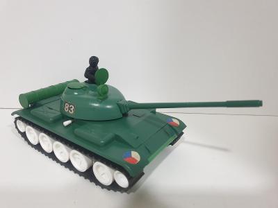 ITES - stará hračka - TANK T-54 - KOMPLETNÍ !!