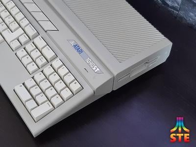 ATARI 1040 STE 2MB RAM + myš + hry, retro počítač - TOP STAV