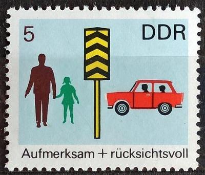 DDR: MiNr.1444 Be Attentive and Considerate! 5pf ** 1969