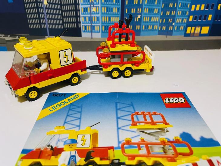LEGO Town City 6671 auto s plošinou / 80. - 90. léta / - Hračky
