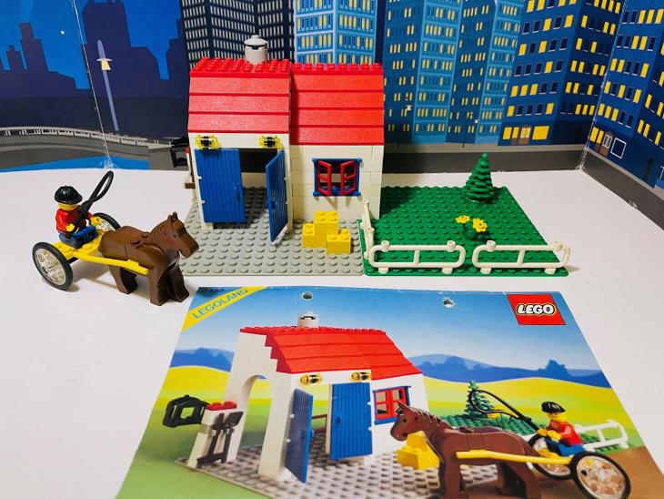 LEGO Town City 6355 stáj / 80. - 90. léta / - Hračky