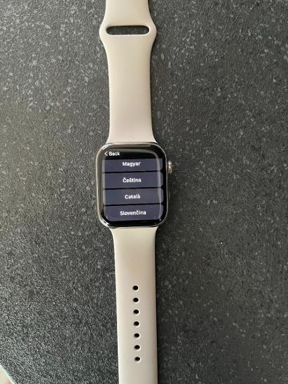Apple Watch Series 7 GPS + Cellular, 45mm stříbrné pouzdro z