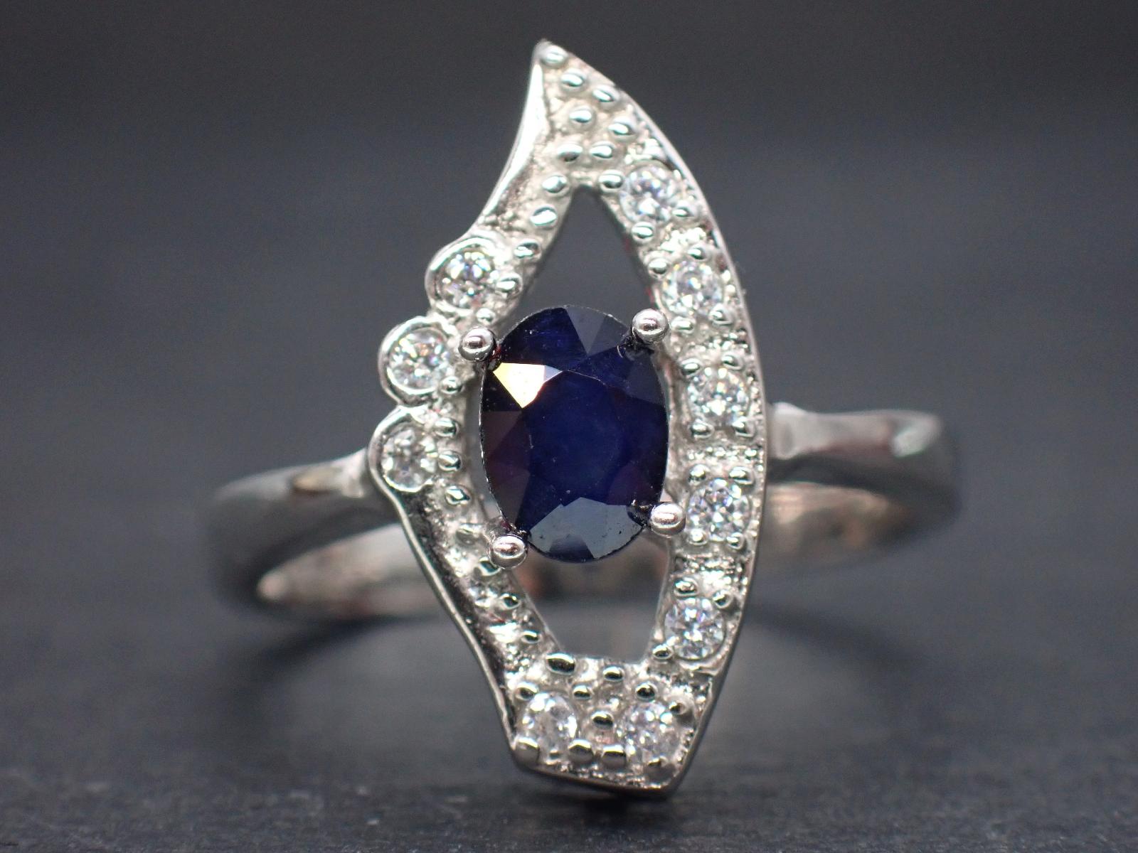 Strieborný prsteň- zafírspinel - Starožitné šperky