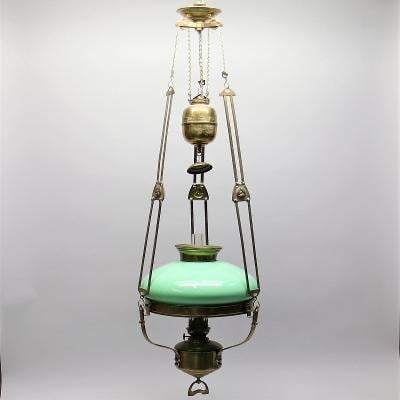 Stropní petrolejová lampa, secese.1polovina 20.stoleti
