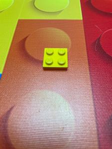 1x Lego plate 2x2 zluta yellow 3022
