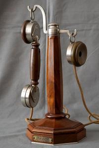 Starý telefon GRAMMONT - top kus do sbírky, muzea, dekorace.