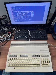 Commodore C128, s vadným zdrojem, jinak funkční od 1,- Kč