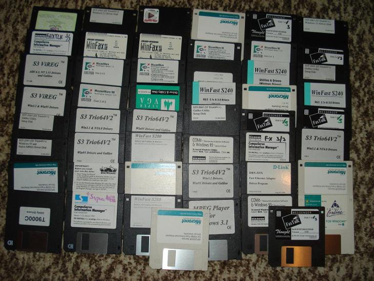 Diskety 3,5" HD 1,44 MB ovladače 100ks - Počítače a hry
