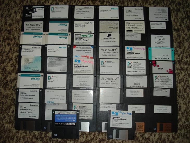 Diskety 3,5" HD 1,44 MB ovladače 100ks - Počítače a hry