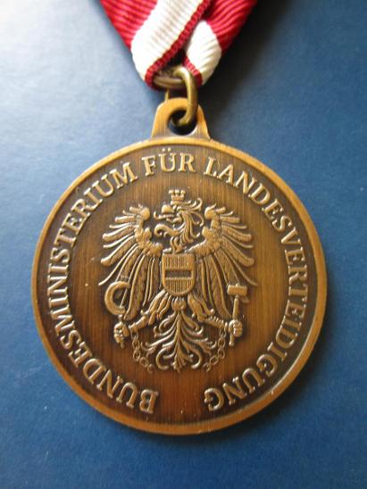 Rakousko - oficiální státní vyznamenání "EINSATZ FÜR ÖSTERREICH".