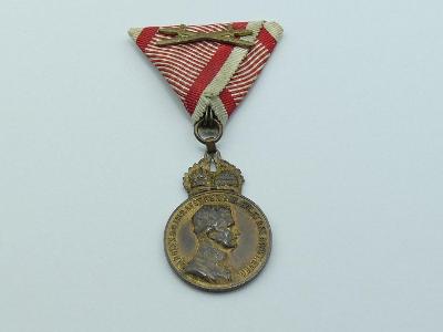R-U vyznamenání - Signum Laudis - Karel - Bronze