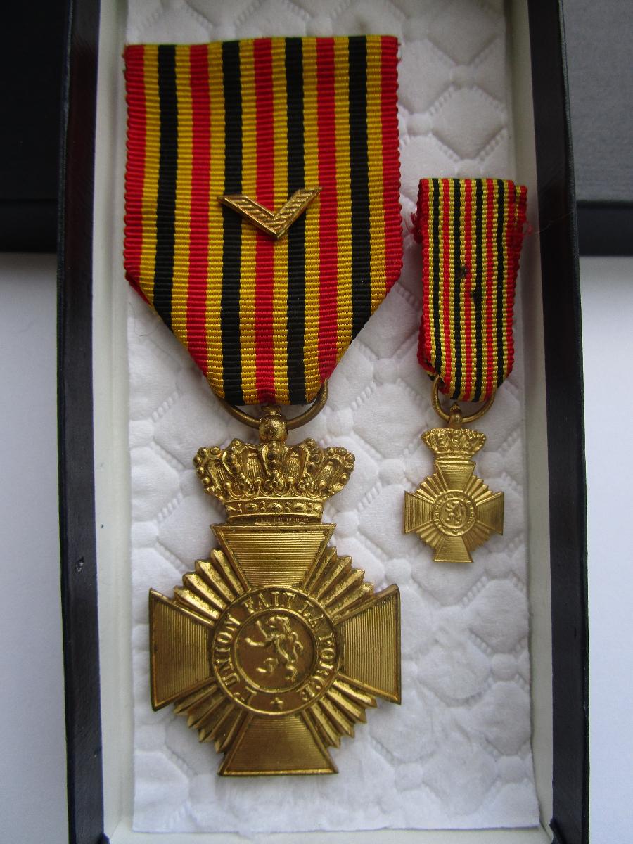Belgické království - Vojenské vyznamenání s miniaturou v původní etui - Sběratelství