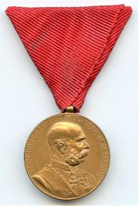 Medaille - 50 let vlady FJI na stuzce