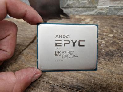 AMD Epyc 7742 - extra výkonný 64 jádrový 128 vláknový CPU MOC 200tis 