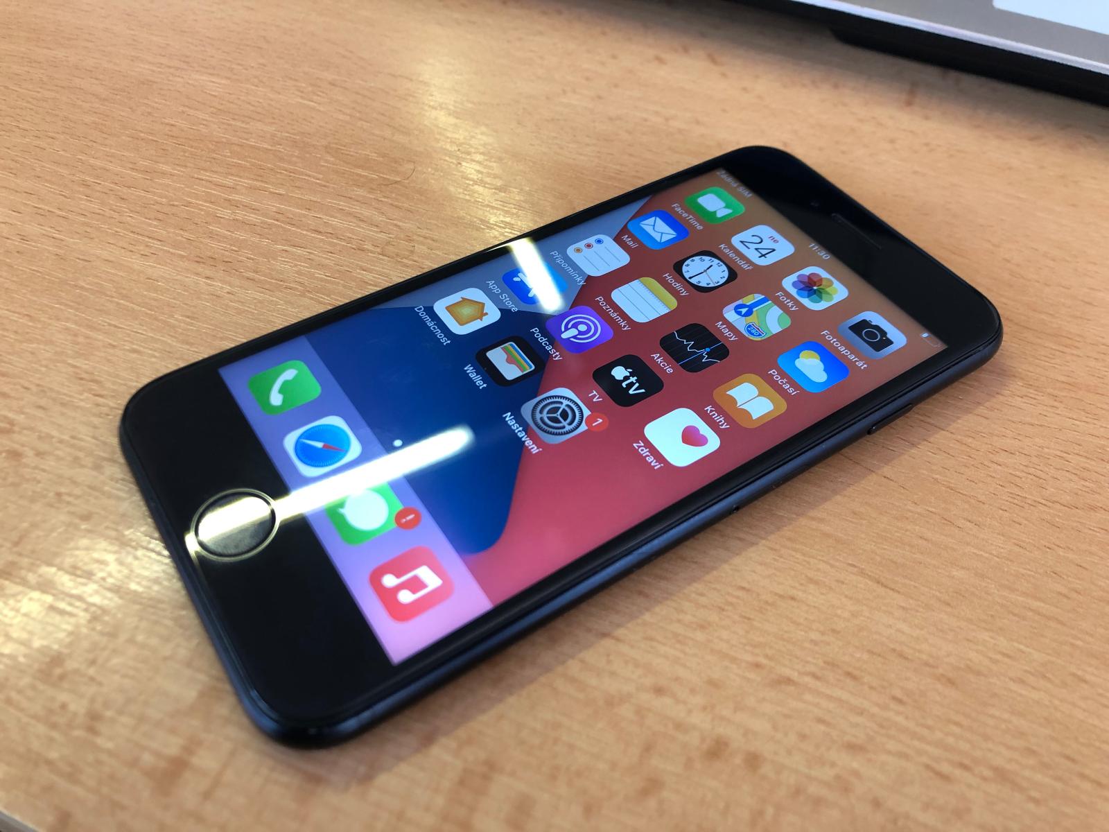 iPhone SE 64GB Simlock A1 - Mobily a chytrá elektronika
