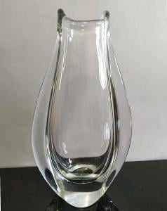 váza z hutního skla - Miloslav Klinger