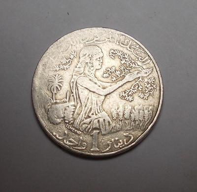 Tunisko-1 Dinar z roku 1990