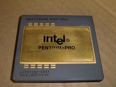 procesor INTEL Pentium PRO 180 MHz socket 8