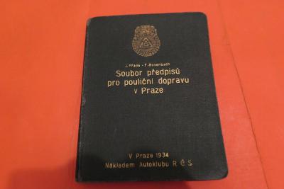 Soubor předpisů pro pouliční dopravu v Praze 1934 Policejní rada Přáda