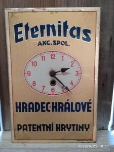 Smaltované reklamní hodiny Eternitas